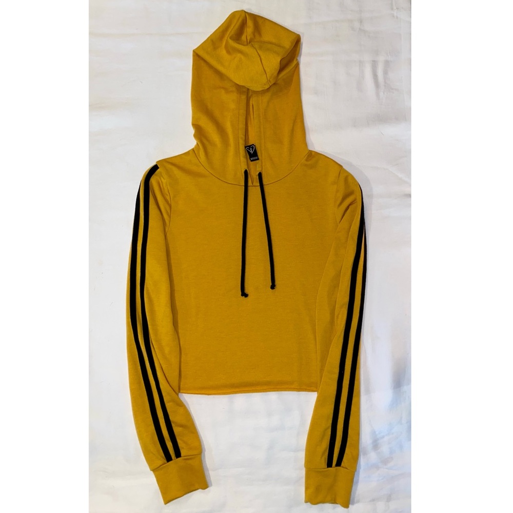 Cropped hoodie
